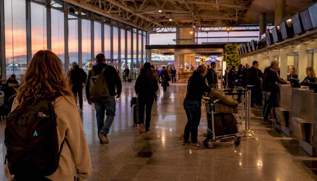 Keflavik Airport Facilities Explained for 2026 Travelers