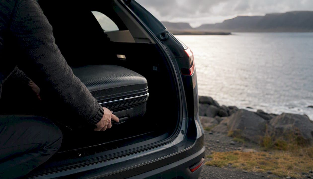 Best Shuttle.is Alternatives for Iceland Private Transfers