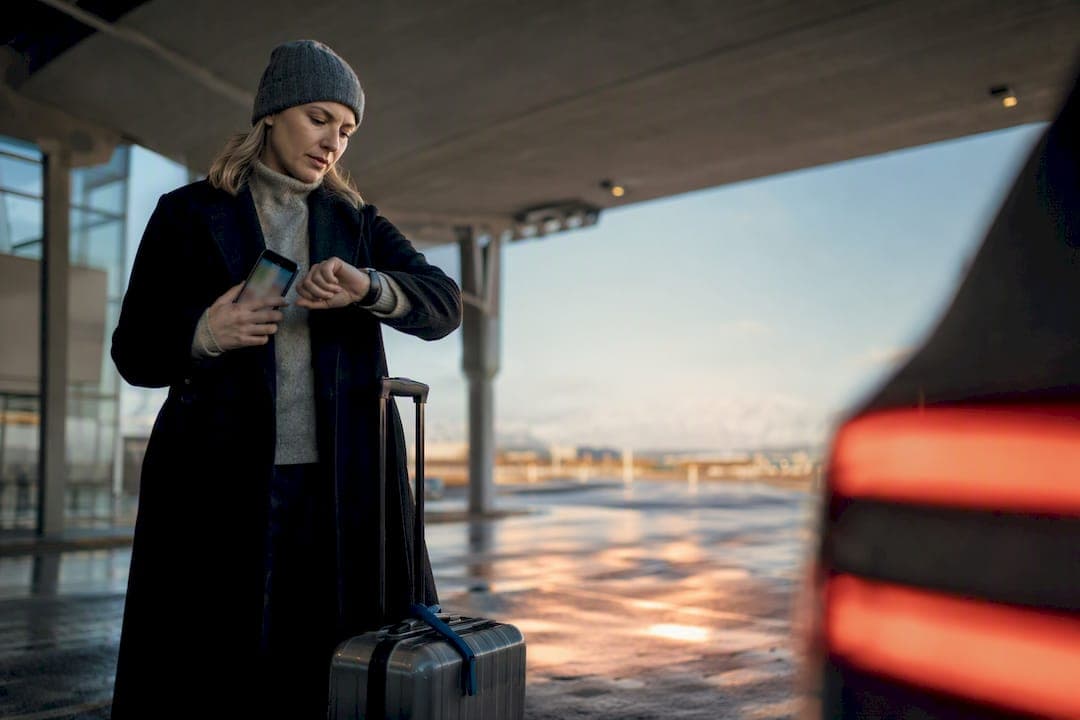 30–60 Minute Airport Buffer Time for Travel Agents With Tracking